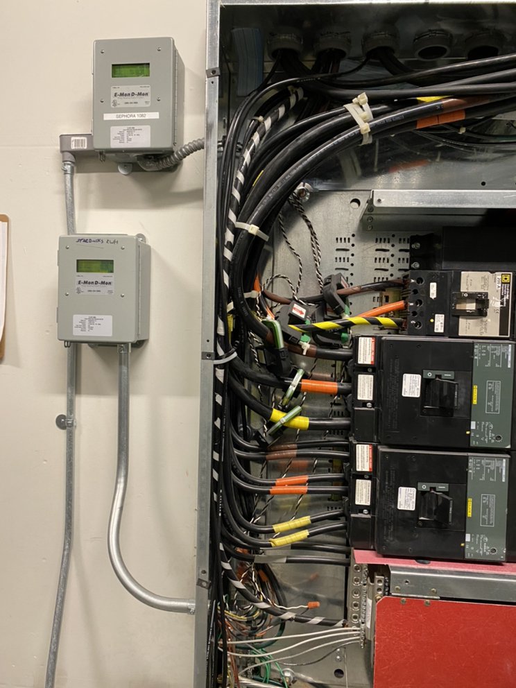 JPR Construction Connections team of licensed electricians